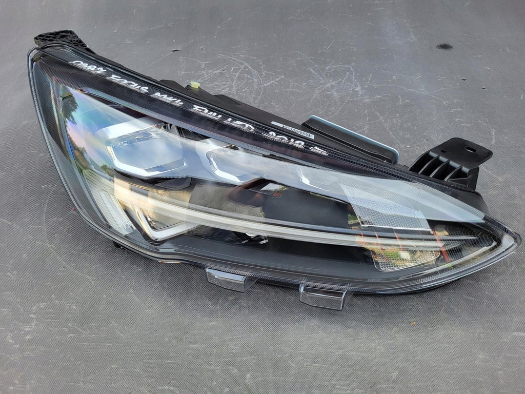 Frontscheinwerfer Ford Focus MX7B-13E014-ED LED Rechts Scheinwerfer Headlight