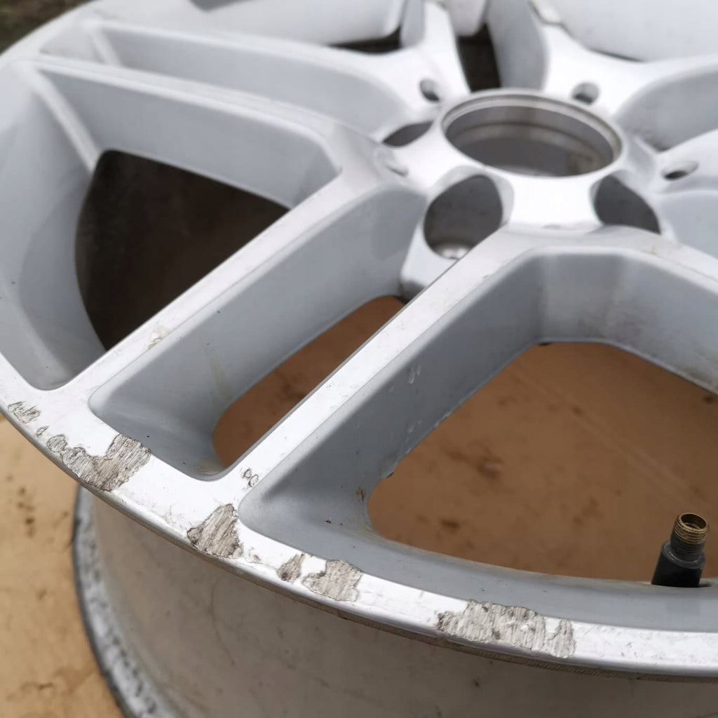 1x Alufelge 17 Zoll 8.5" 5x112 58ET Glanz Silber A2044019702 Mercedes-Benz W204 FEL6646245674rx