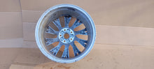 Load image into Gallery viewer, 1x Alufelge 18 Zoll 8.0" 5x112 44ET 3V0601025CD Skoda Superb Iii Rim Wheel FEL5480067503ll