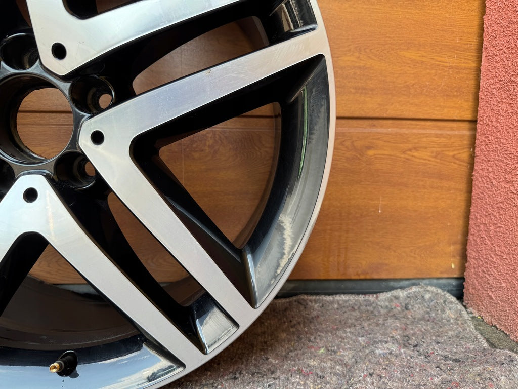 1x Alufelge 19 Zoll 8.0" 5x112 52ET Glanz Schwarz A4474014500 Mercedes-Benz Vito FEL4146696852eu