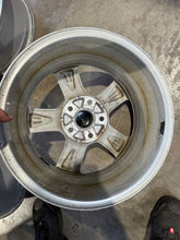 Laden Sie das Bild in den Galerie-Viewer, 4x Alufelge 16 Zoll 6.5" 5x112 33ET 7NO071496 Audi Rim Wheel FEL4652050163xz