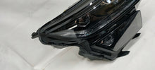 Laden Sie das Bild in den Galerie-Viewer, Frontscheinwerfer Skoda Kodiaq 566941036A LED Rechts Scheinwerfer Headlight SCH6461433100er
