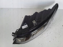 Laden Sie das Bild in den Galerie-Viewer, Frontscheinwerfer Land Rover I Sport Discovery LK72-13W030-EC Links Headlight SCH1875710182sy