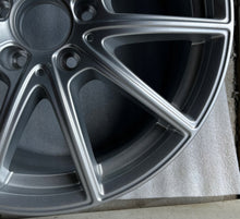 Load image into Gallery viewer, 1x Alufelge 17 Zoll 7.0&quot; 5x112 43,5ET A2064015900 Mercedes-Benz W206 Rim Wheel