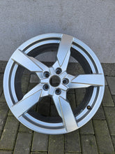 Load image into Gallery viewer, 1x Alufelge 19 Zoll 8.0&quot; 5x112 25ET 8S0601025AG Audi Tt Rim Wheel