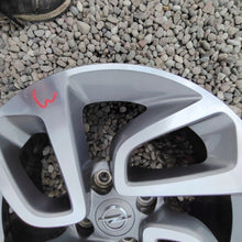Laden Sie das Bild in den Galerie-Viewer, 1x Alufelge 16 Zoll 6.5" 4x108 20ET Glanz Silber Opel Crossland X Rim Wheel FEL8136964116nu