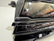 Load image into Gallery viewer, Frontscheinwerfer VW Touareg 761941081A Links Scheinwerfer Headlight