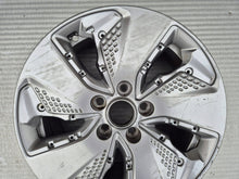 Laden Sie das Bild in den Galerie-Viewer, 1x Alufelge 17 Zoll 7.0" 5x114.3 50ET 52910K4000 Hyundai Kona Rim Wheel FEL8123790191mo