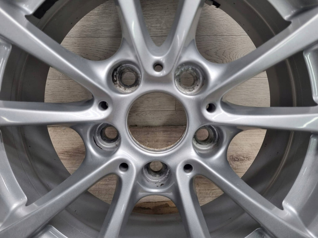 1x Alufelge 16 Zoll 7.0" 5x120 31ET Glanz Silber 6796236 BMW 1 F21 F20 Rim Wheel FEL5715989132rc