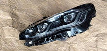 Laden Sie das Bild in den Galerie-Viewer, Frontscheinwerfer BMW 2 Active Tourer U06 5A4224707 12083050000EES41BQ Links SCH6006348995fk