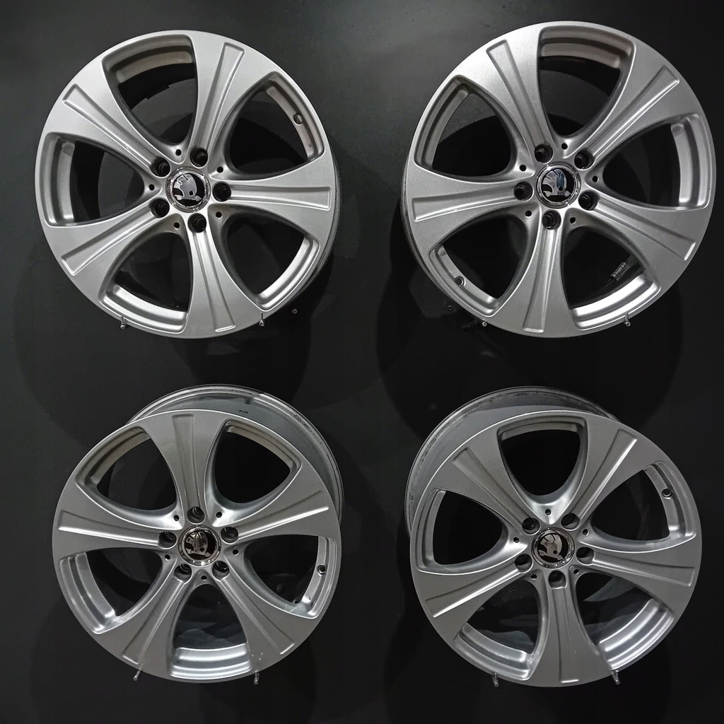 4x Alufelge 18 Zoll 8.0" 5x112 38ET A2534010800 Mercedes-Benz Superb Iii FEL6065283231xb
