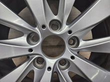 Laden Sie das Bild in den Galerie-Viewer, 1x Alufelge 17 Zoll 7.5" 5x120 37ET Glanz Silber 6796240 BMW 3 E91 E90 Rim Wheel FEL1044747964df