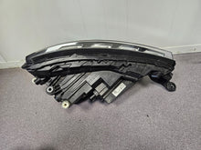 Load image into Gallery viewer, Frontscheinwerfer Skoda Kamiq LED Ein Satz Scheinwerfer Headlight SCH4567686281pd