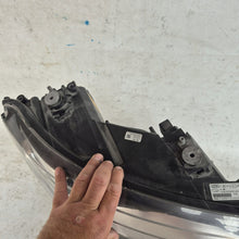 Laden Sie das Bild in den Galerie-Viewer, Frontscheinwerfer Audi A1 8X0941006 Xenon Rechts Scheinwerfer Headlight SCH9777457187zd