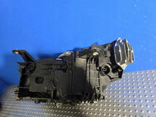 Load image into Gallery viewer, Frontscheinwerfer BMW 2 Active Tourer U06 5A42248-08 LED Rechts Headlight