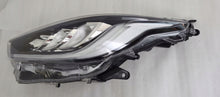 Laden Sie das Bild in den Galerie-Viewer, Frontscheinwerfer Toyota Yaris 2019- Full LED Links Scheinwerfer Headlight SCH5170689813ye