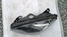 Laden Sie das Bild in den Galerie-Viewer, Frontscheinwerfer Mercedes-Benz A2468200161 LED Links Scheinwerfer Headlight