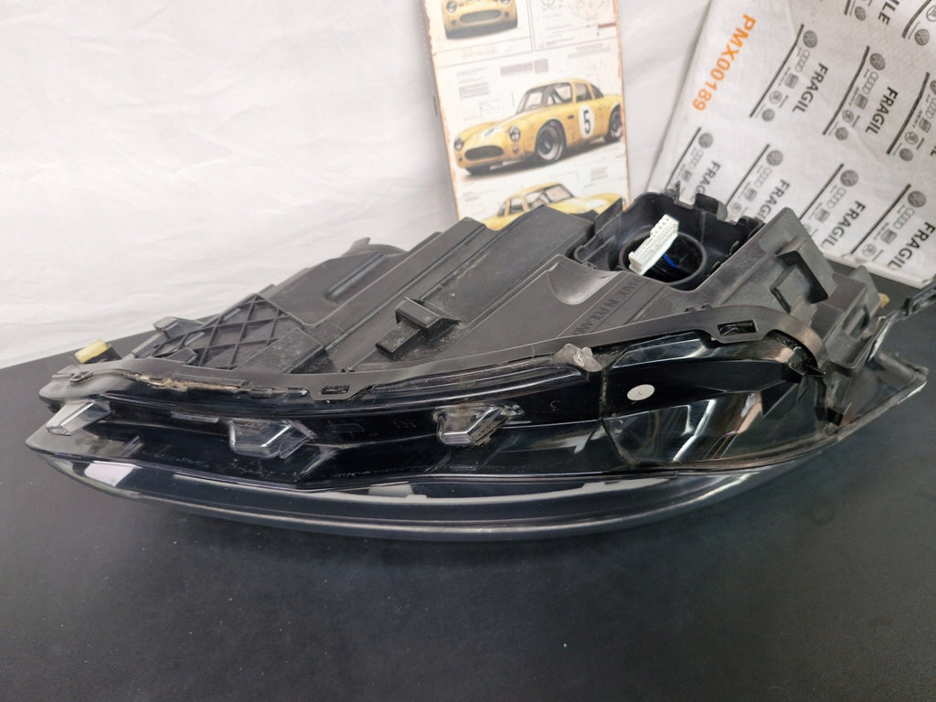 Frontscheinwerfer VW Golf VIII Rechts Scheinwerfer Headlight SCH1899966738dw