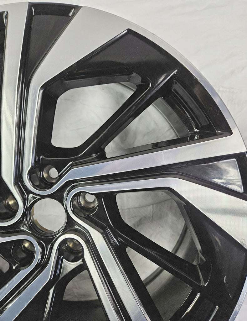 1x Alufelge 20 Zoll 8.0" 5x114.3 40ET MA186UA6A Nissan X-Trail Qashqai III J12