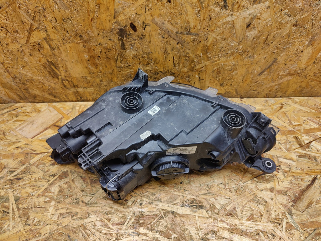 Frontscheinwerfer 6F1941006B Rechts Scheinwerfer Headlight