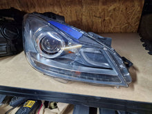 Laden Sie das Bild in den Galerie-Viewer, Frontscheinwerfer Mercedes-Benz W204 A2048204639 Rechts Scheinwerfer Headlight SCH4386999318ti