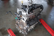 Load image into Gallery viewer, Motor Audi Seat Skoda Superb III CRL 2.0 TDI 150PS 124TKm 2017 Diesel Unkomplett MOT7092433921zv