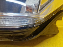 Laden Sie das Bild in den Galerie-Viewer, Frontscheinwerfer VW Caddy IV 2K1941005B Links Scheinwerfer Headlight SCH7588090998rt