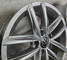 Laden Sie das Bild in den Galerie-Viewer, 4x Alufelge 16 Zoll 6.5" 5x112 46ET 5G0601025CS VW Passat Golf VII Beetle Sharan FEL2739825532sl
