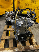 Laden Sie das Bild in den Galerie-Viewer, Motor Dacia Sandero III H4DE470 1.0 TCE 8TKm 2023 Benzin Engine Komplett MOT7050606390ge