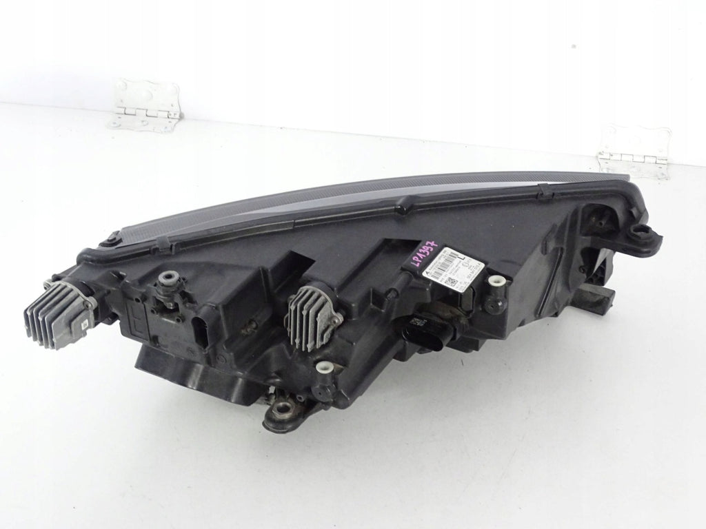 Frontscheinwerfer Skoda Octavia IV 5E4941015A PJT15111 Links Headlight SCH8017825117tq