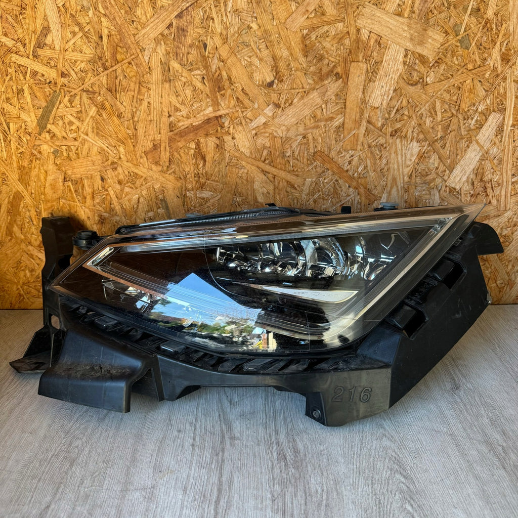 Frontscheinwerfer Seat Ibiza Arona 6F1941008C 6F1941007C Full LED Ein Satz