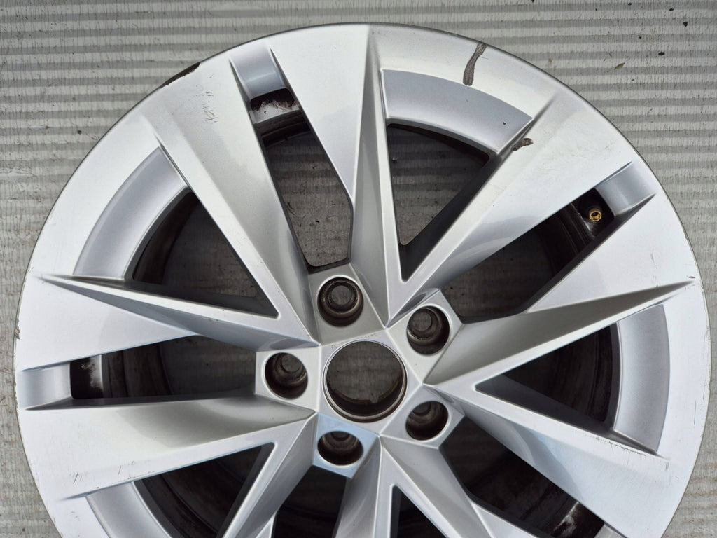 1x Alufelge 17 Zoll 7.0" 5x112 46ET Silber 5E3601025 Skoda Octavia 5e3 Iv FEL5140892740jp