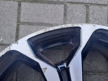 Laden Sie das Bild in den Galerie-Viewer, 1x Alufelge 18 Zoll 7.0&quot; 5x108 47 5ET JX7J-1007-E1A Ford Rim Wheel