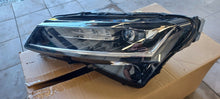 Laden Sie das Bild in den Galerie-Viewer, Frontscheinwerfer Skoda Superb III 3V1941015D LED Links Scheinwerfer Headlight