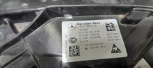 Laden Sie das Bild in den Galerie-Viewer, Frontscheinwerfer Mercedes-Benz W177 A1779065704 Full LED Links Headlight SCH2377303585qs