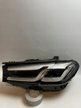 Laden Sie das Bild in den Galerie-Viewer, Frontscheinwerfer BMW G31 G30 5A388C7-04 LED Ein Stück (Rechts oder Links) SCH1490957726bt
