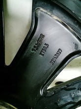 Laden Sie das Bild in den Galerie-Viewer, 1x Alufelge 19 Zoll 7.5" 5x108 50 5ET 32143627 Volvo Xc60 Xc40 Rim Wheel