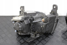 Laden Sie das Bild in den Galerie-Viewer, Frontscheinwerfer Jeep Grand Cherokee Wk2 68144708AG 68144709AG LED Ein Satz SCH4316480486wa