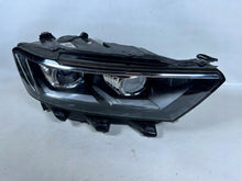 Laden Sie das Bild in den Galerie-Viewer, Frontscheinwerfer VW T-Roc 2GA941036D LED Rechts Scheinwerfer Headlight