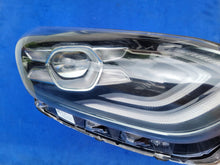 Load image into Gallery viewer, Frontscheinwerfer Kia Ceed 92102J7100 92102-7100 LED Rechts Headlight