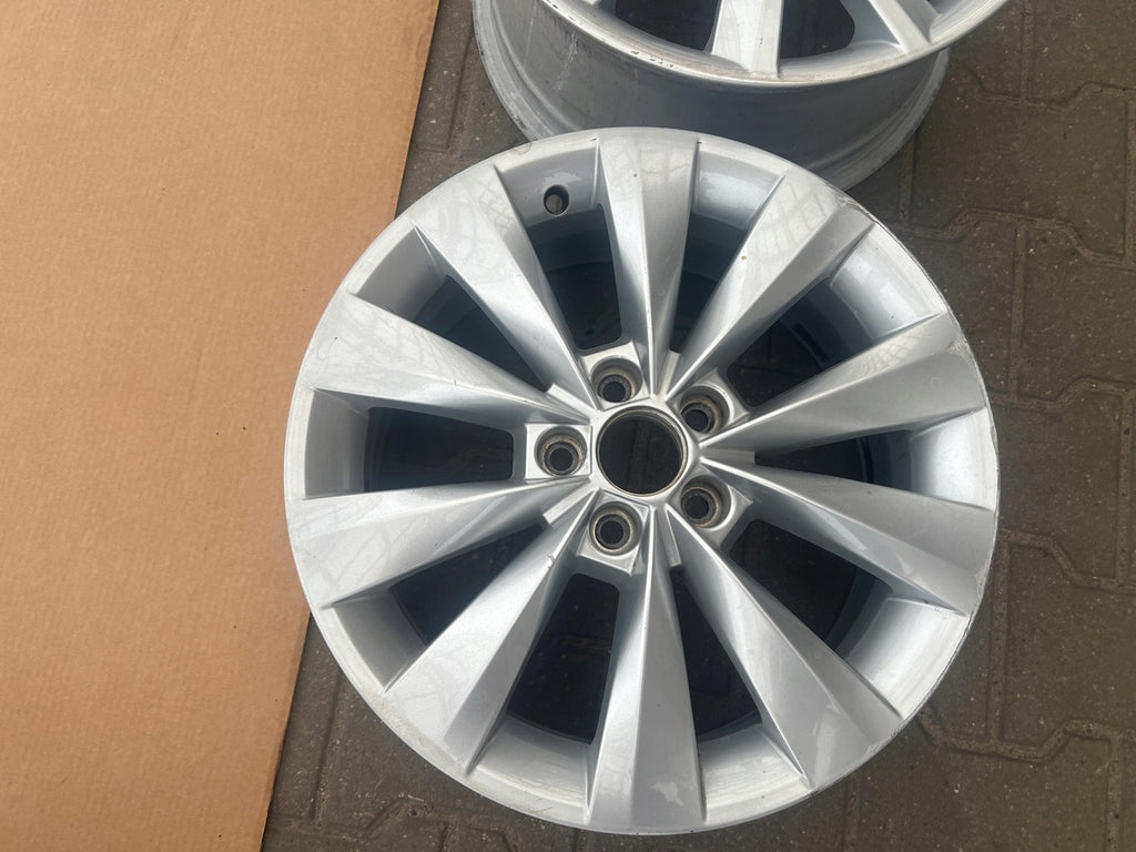 1x Alufelge 16 Zoll 6.0" 5x100 38ET Glanz Silber 658601025B Skoda Scala
