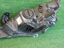 Laden Sie das Bild in den Galerie-Viewer, Frontscheinwerfer Opel Astra Gtc Cascada 13281281 Rechts Scheinwerfer Headlight