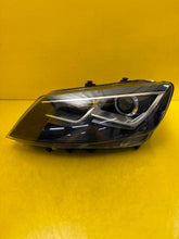Laden Sie das Bild in den Galerie-Viewer, Frontscheinwerfer Seat Alhambra 7N5941753 Xenon Links Scheinwerfer Headlight SCH8194885173os