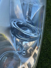 Load image into Gallery viewer, Frontscheinwerfer VW Touareg 7L6941015 Xenon Links Scheinwerfer Headlight