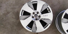 Laden Sie das Bild in den Galerie-Viewer, 1x Alufelge 19 Zoll 8.0&quot; 5x112 34ET 4KE601025L Audi Rim Wheel
