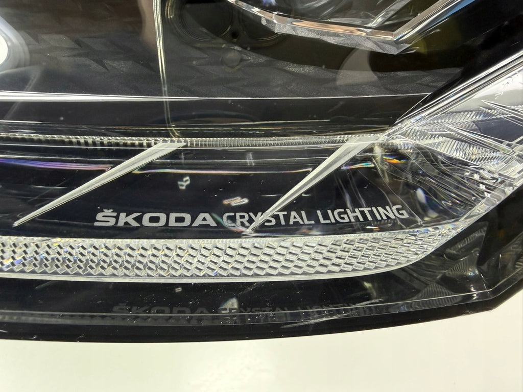Frontscheinwerfer Skoda Fabia IV 6VB941015A Links Scheinwerfer Headlight SCH1165359499ry