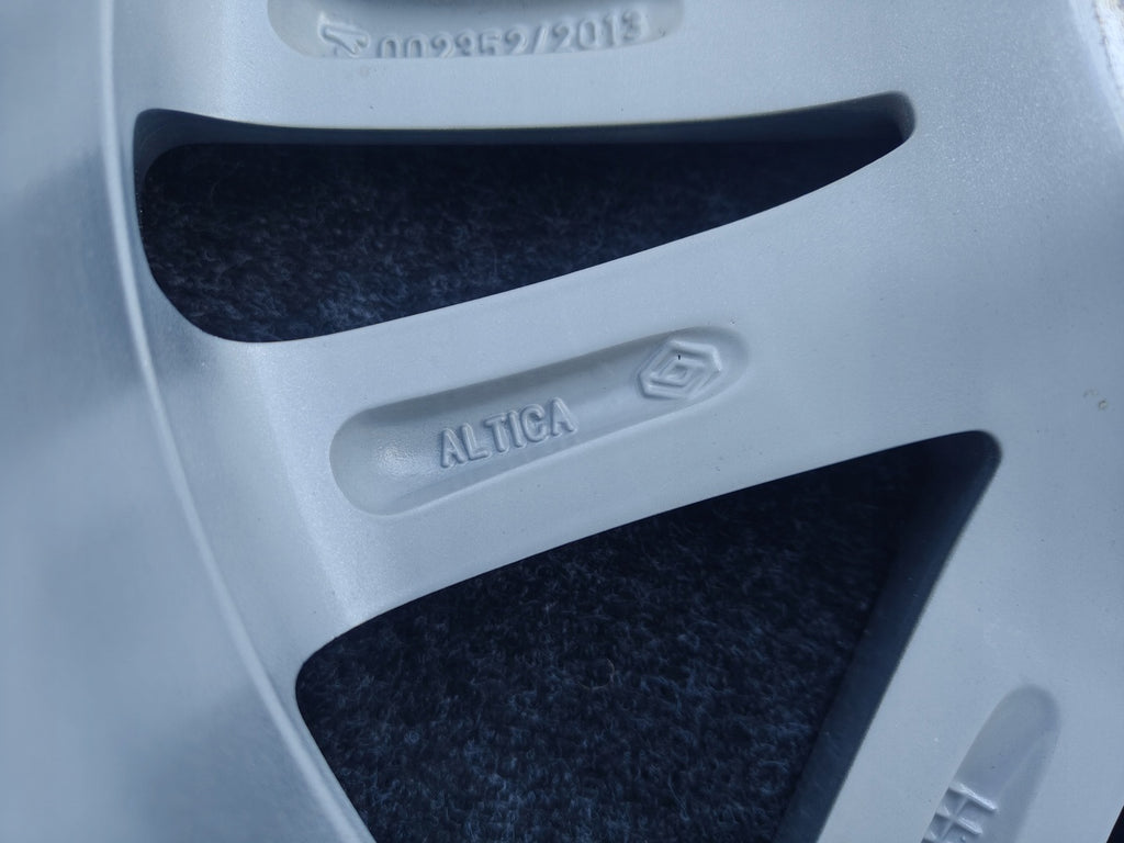 1x Alufelge 16 Zoll 6.0" 4x100 40ET 509100323 Dacia Sandero Rim Wheel