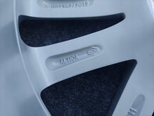 Load image into Gallery viewer, 1x Alufelge 16 Zoll 6.0&quot; 4x100 40ET 509100323 Dacia Sandero Rim Wheel