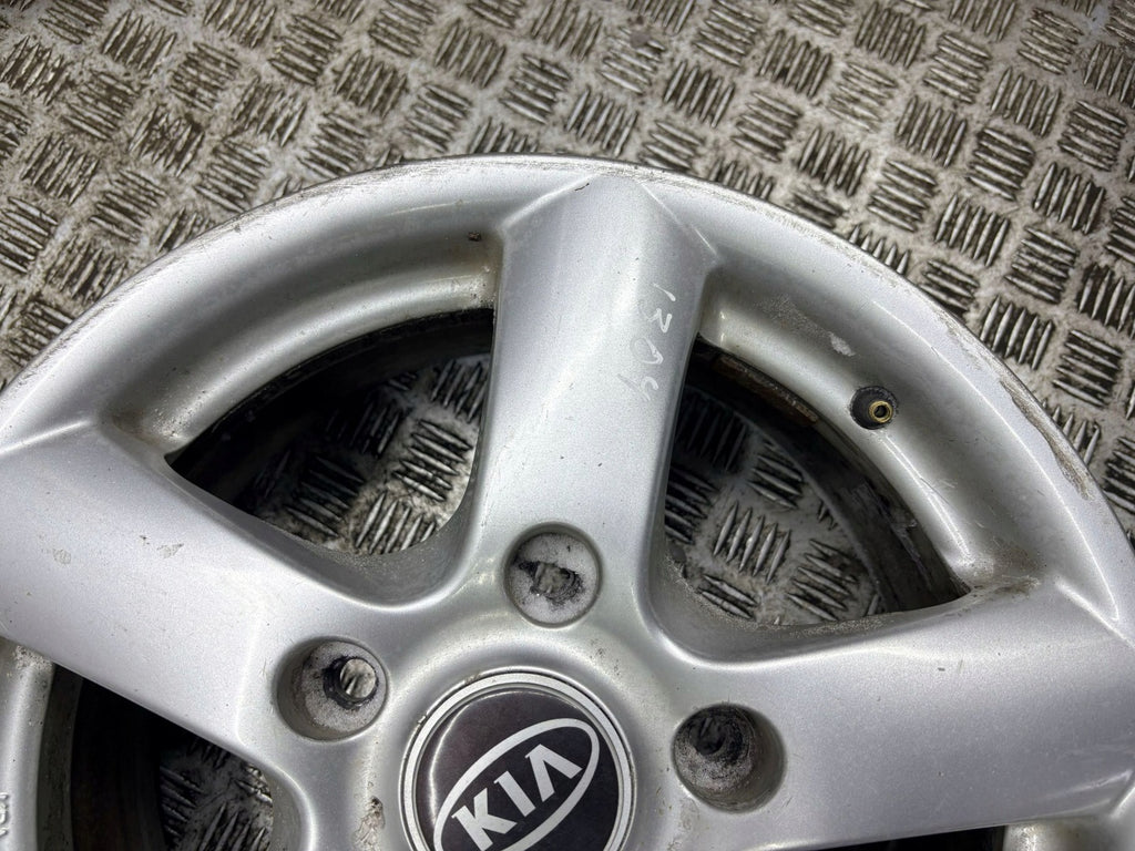 1x Alufelge 16 Zoll 5x139.7 KBA46622 Kia Sorento I Rim Wheel FEL8503398447ze