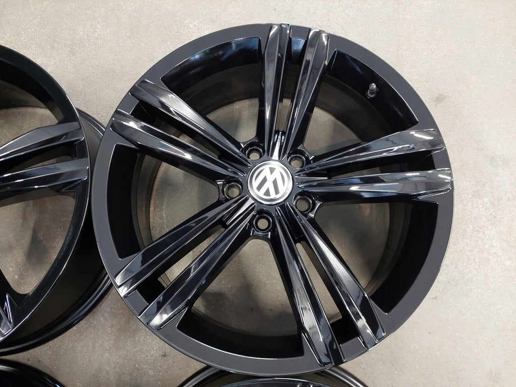 4x Alufelge 18 Zoll 7.0" 5x112 45ET Matt Schwarz 2GA601025G VW T-Roc Rim Wheel FEL2804686637at